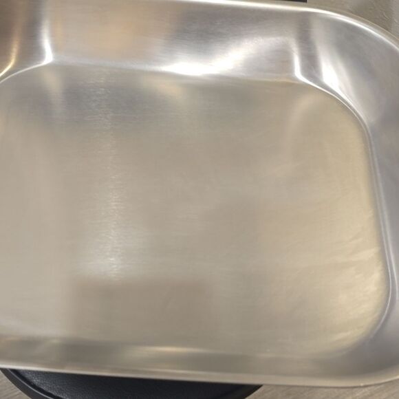 All-Clad D3 Stainless Steel Large Flared Roaster No Rack - Picture 8 of 9